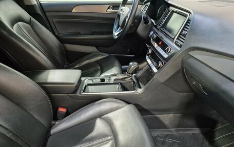 Hyundai Sonata VII, 2019 год, 1 950 000 рублей, 17 фотография