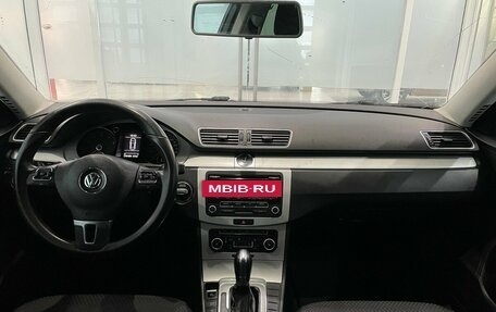 Volkswagen Passat B7, 2011 год, 679 000 рублей, 5 фотография