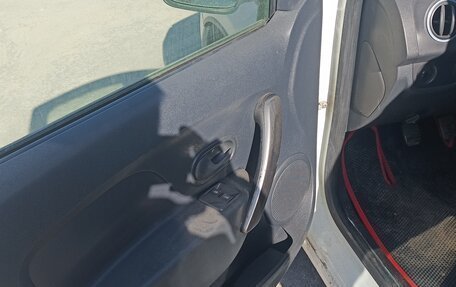 Renault Logan II, 2016 год, 555 000 рублей, 5 фотография