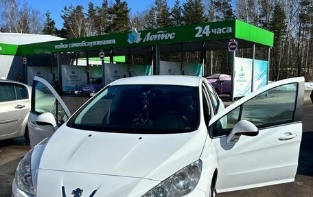 Peugeot 408 I рестайлинг, 2012 год, 730 000 рублей, 2 фотография