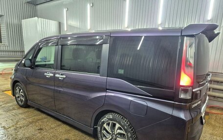 Honda Stepwgn IV, 2016 год, 2 000 000 рублей, 2 фотография