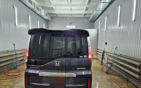 Honda Stepwgn IV, 2016 год, 2 000 000 рублей, 3 фотография