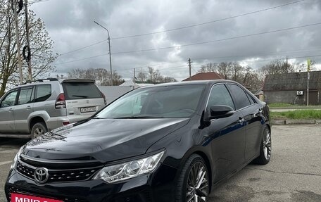 Toyota Camry, 2017 год, 2 049 000 рублей, 2 фотография