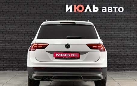 Volkswagen Tiguan II, 2017 год, 2 700 000 рублей, 5 фотография
