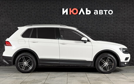 Volkswagen Tiguan II, 2017 год, 2 700 000 рублей, 8 фотография