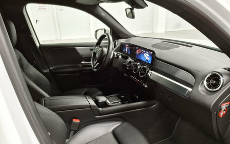 Mercedes-Benz GLB, 2021 год, 3 369 000 рублей, 13 фотография