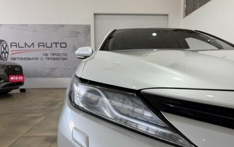 Toyota Camry, 2020 год, 2 900 000 рублей, 17 фотография