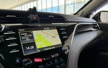 Toyota Camry, 2020 год, 2 900 000 рублей, 34 фотография