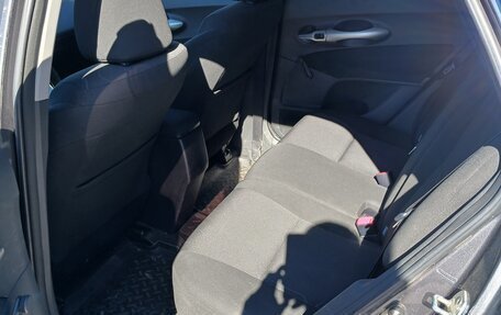 Toyota Auris II, 2011 год, 1 250 000 рублей, 9 фотография