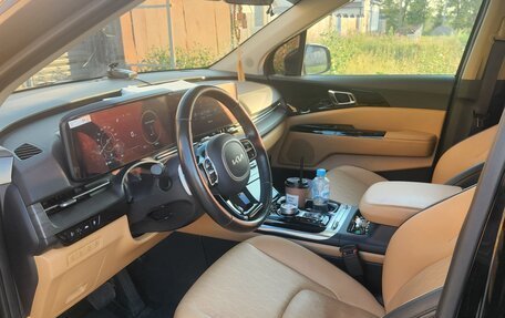 KIA Carnival, 2023 год, 5 800 000 рублей, 18 фотография