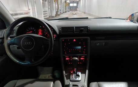 Audi A4, 2004 год, 600 000 рублей, 3 фотография