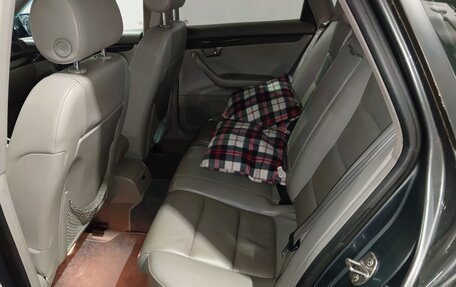 Audi A4, 2004 год, 600 000 рублей, 6 фотография