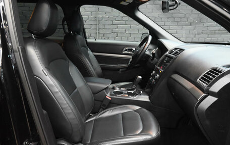 Ford Explorer VI, 2018 год, 3 590 000 рублей, 10 фотография