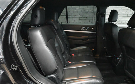 Ford Explorer VI, 2018 год, 3 590 000 рублей, 11 фотография