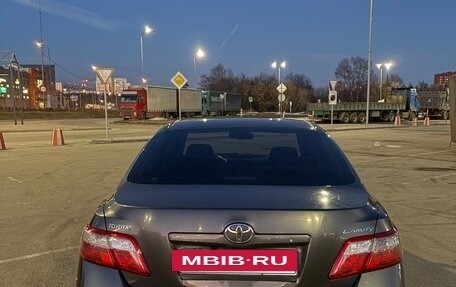 Toyota Camry, 2011 год, 4 фотография