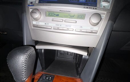 Toyota Camry, 2011 год, 21 фотография