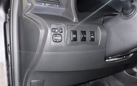 Toyota Camry, 2011 год, 19 фотография