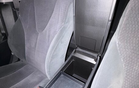 Toyota Camry, 2011 год, 24 фотография