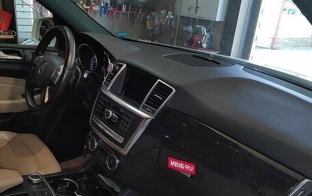 Mercedes-Benz M-Класс, 2014 год, 3 100 000 рублей, 13 фотография