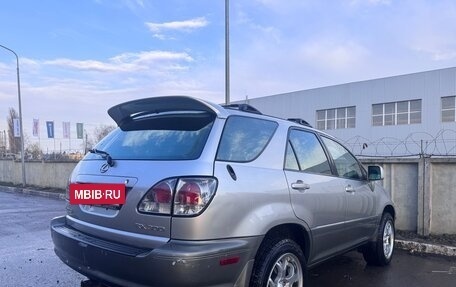 Lexus RX IV рестайлинг, 2001 год, 1 500 000 рублей, 2 фотография