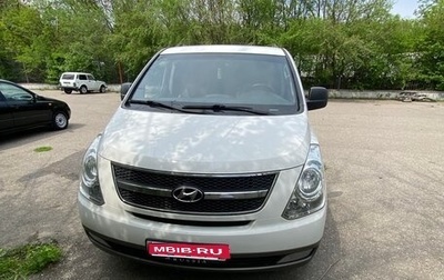 Hyundai Grand Starex Grand Starex I рестайлинг 2, 2012 год, 1 900 000 рублей, 1 фотография