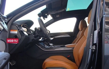 Audi S8, 2023 год, 16 800 000 рублей, 10 фотография