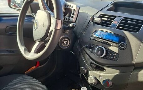 Chevrolet Spark III, 2011 год, 600 000 рублей, 5 фотография