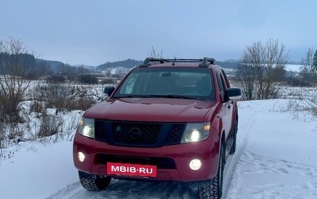 Nissan Navara (Frontier), 2011 год, 1 470 000 рублей, 3 фотография
