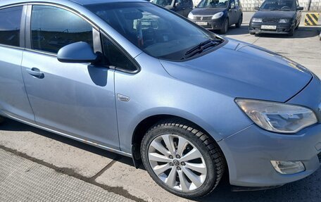 Opel Astra J, 2011 год, 600 000 рублей, 6 фотография