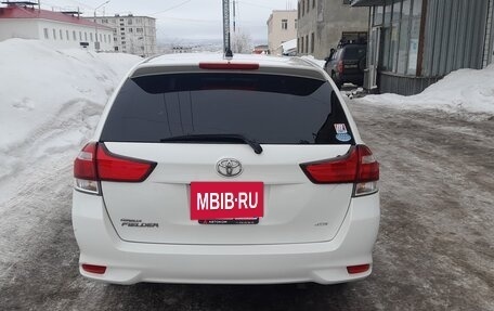 Toyota Corolla, 2016 год, 1 300 000 рублей, 5 фотография