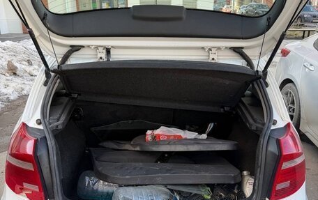 BMW 1 серия, 2011 год, 690 000 рублей, 10 фотография