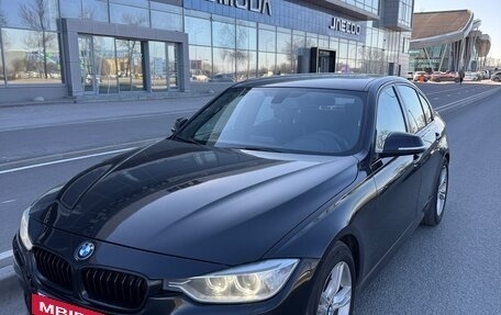 BMW 3 серия, 2014 год, 1 350 000 рублей, 3 фотография