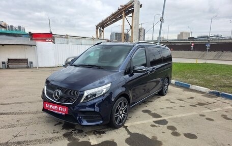 Mercedes-Benz V-Класс, 2018 год, 6 150 000 рублей, 12 фотография
