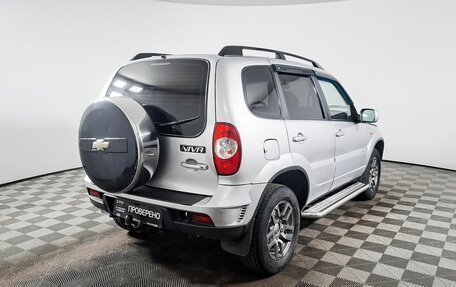 Chevrolet Niva I рестайлинг, 2010 год, 550 000 рублей, 6 фотография