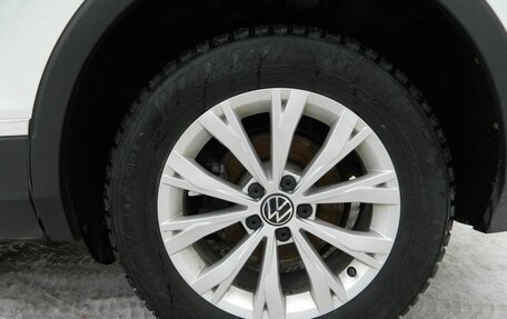 Volkswagen Tiguan II, 2021 год, 3 590 000 рублей, 6 фотография