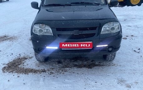 Chevrolet Niva I рестайлинг, 2009 год, 385 000 рублей, 2 фотография