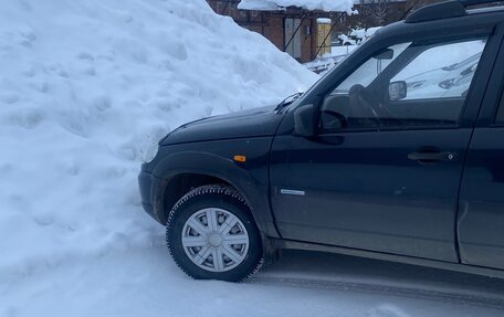 Chevrolet Niva I рестайлинг, 2009 год, 385 000 рублей, 9 фотография