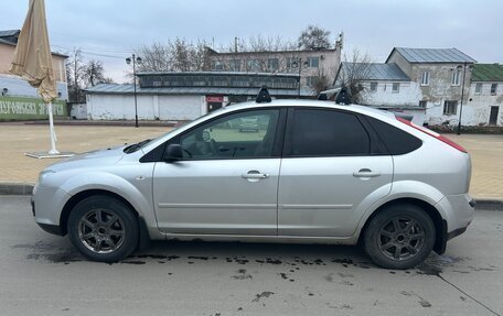 Ford Focus II рестайлинг, 2005 год, 330 000 рублей, 4 фотография