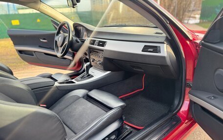 BMW 3 серия, 2010 год, 1 100 000 рублей, 12 фотография