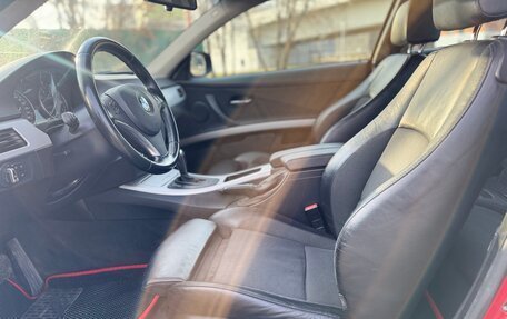 BMW 3 серия, 2010 год, 1 100 000 рублей, 14 фотография