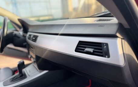 BMW 3 серия, 2010 год, 1 100 000 рублей, 18 фотография