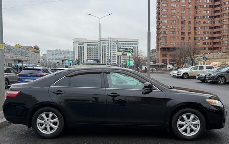 Toyota Camry, 2011 год, 2 800 000 рублей, 3 фотография