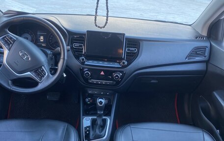 Hyundai Solaris II рестайлинг, 2021 год, 1 580 000 рублей, 7 фотография
