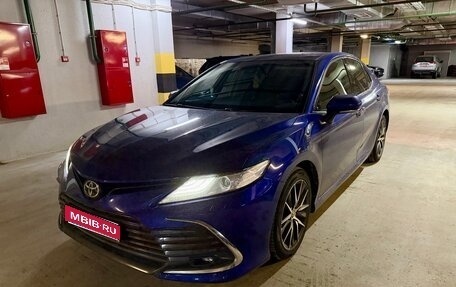 Toyota Camry, 2021 год, 4 250 000 рублей, 1 фотография