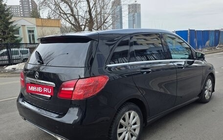 Mercedes-Benz B-Класс, 2014 год, 930 000 рублей, 4 фотография