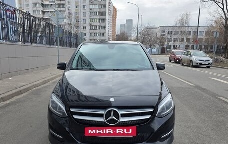 Mercedes-Benz B-Класс, 2014 год, 930 000 рублей, 2 фотография