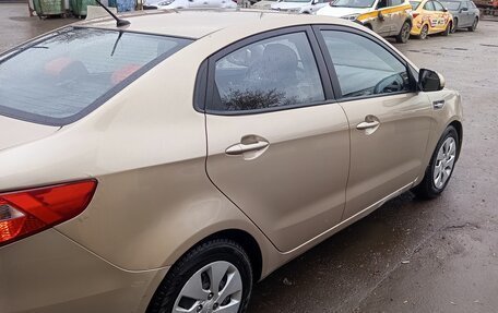 KIA Rio III рестайлинг, 2014 год, 750 000 рублей, 3 фотография