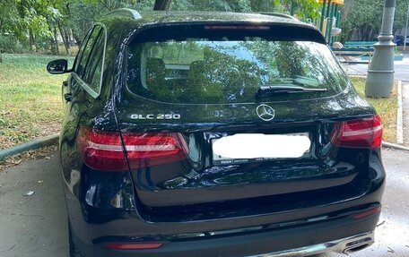 Mercedes-Benz GLC, 2017 год, 3 000 000 рублей, 2 фотография