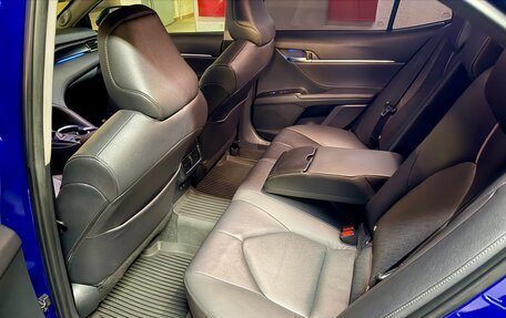 Toyota Camry, 2021 год, 4 250 000 рублей, 7 фотография