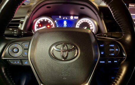 Toyota Camry, 2021 год, 4 250 000 рублей, 13 фотография